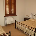 Pensión La Sosta 3*